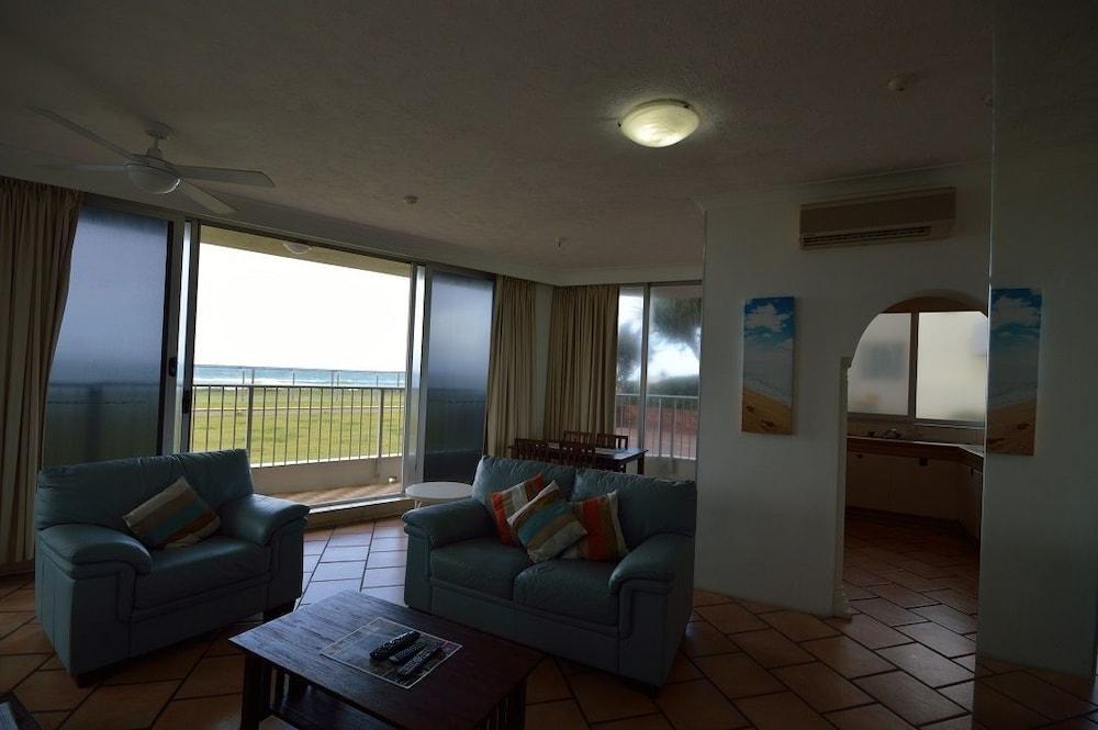 Beachside Tower Apartments Guldkusten Exteriör bild